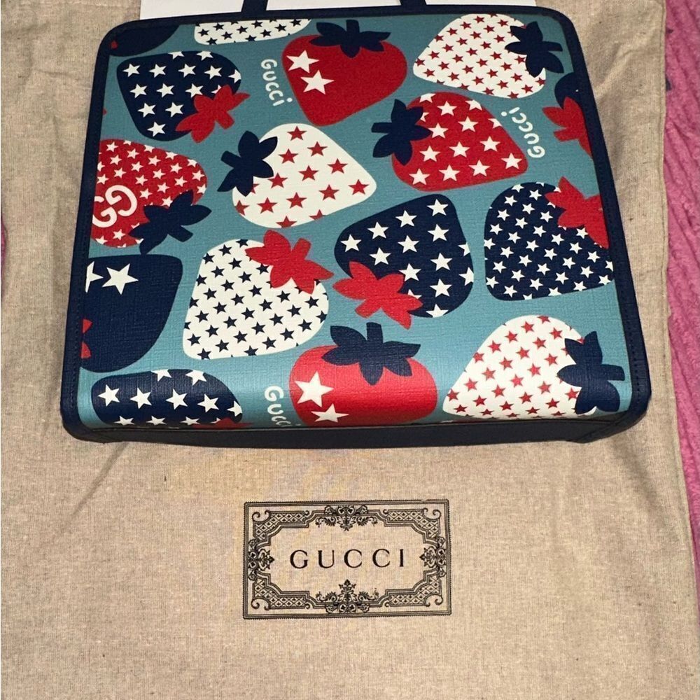 Brand new Kids Gucci tote bag brand new with Dust bag adults can use as… - Picture 5 of 7